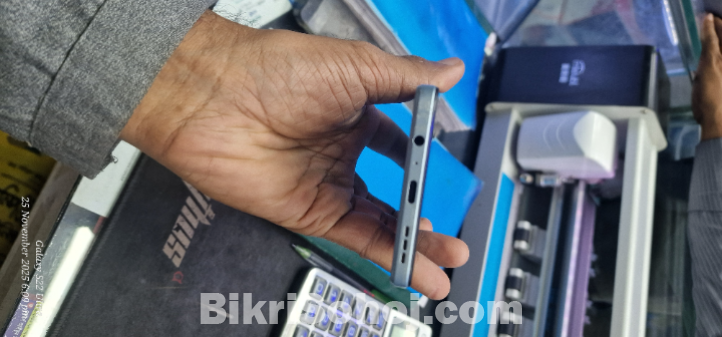 Motorola Moto g84 5g 12/256gb